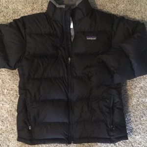 Boys Patagonia Down Coat size 12 Large